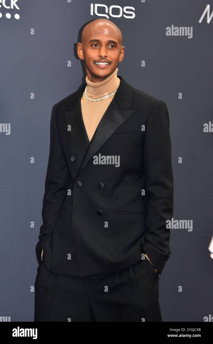 Tedros Teclebrhan bei der 76. Bambi-Verleihung 2024 nei den Bavaria Filmstudios. München, 07.11.2024 *** Tedros Teclebrhan ai Bambi Awards 76 2024 nei Bavaria Filmstudios Monaco di Baviera, 07 11 2024 foto:XS.xSpöttelx/xFuturexImagex bambi2024_0307 Foto Stock