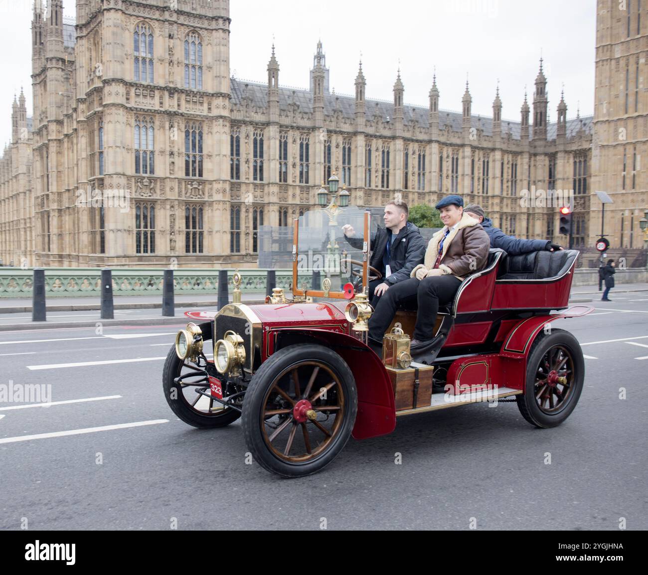 1904 da Napier Londra a Brighton Veteran Car Run Westminster Bridge Londra Foto Stock