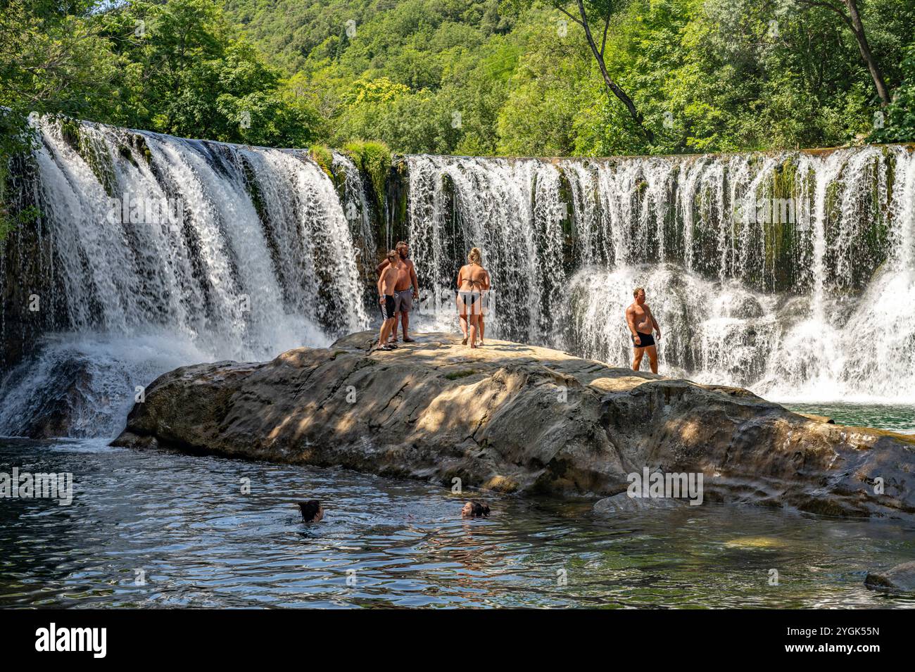 Cascata de la Vis sul fiume Vis vicino a Saint-Laurent-le-Minier, Francia, Europa Foto Stock