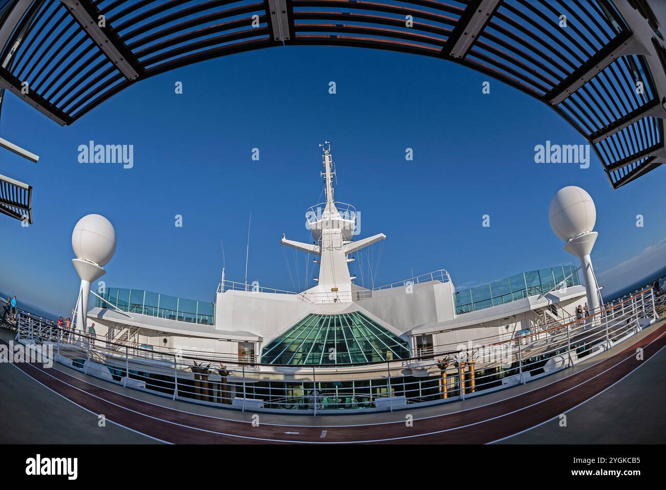 La nave di crociera deck Foto Stock