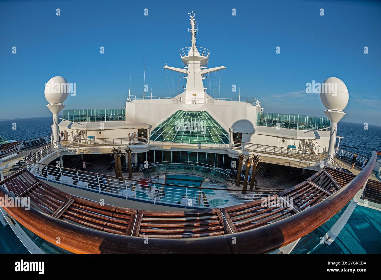 La nave di crociera deck Foto Stock