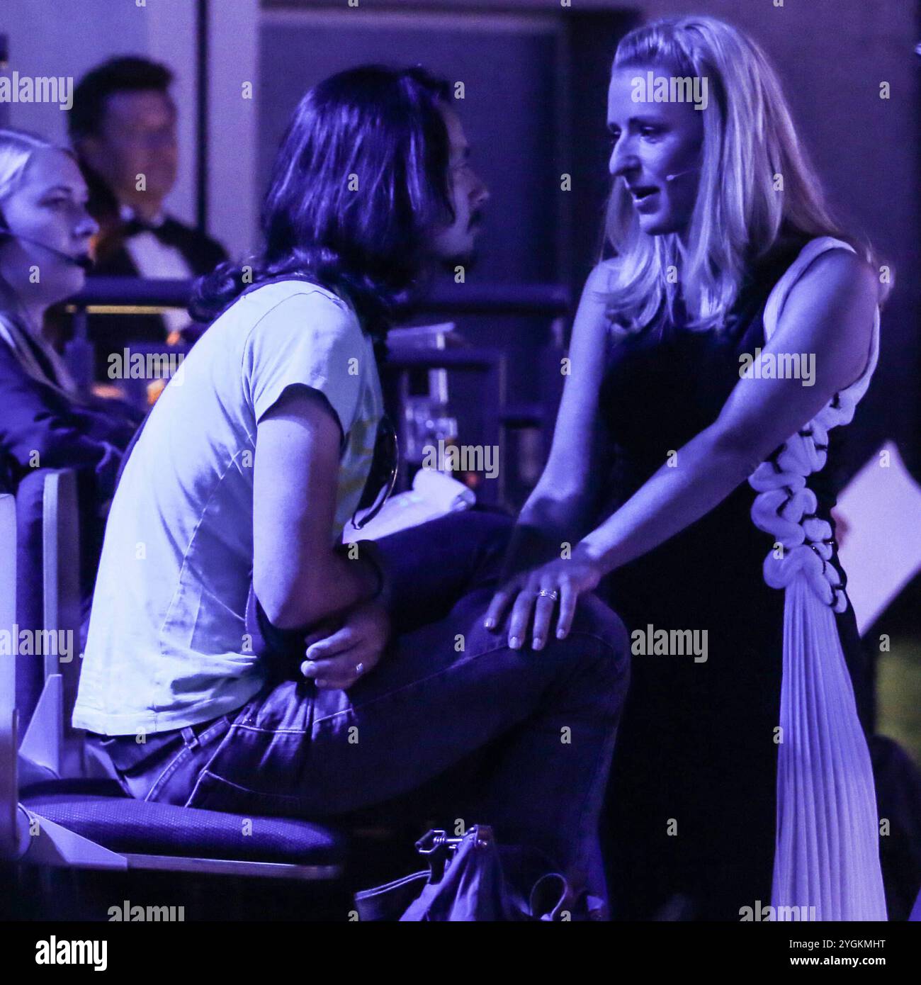 Moderatorin Stefanie Hertel GER - Aufzeichnung MDR Show Stefanie Hertel - Meine Stadthalle aus der Stadthalle a Zwickau - Fotografiert am 07.09.2016 - Sendetermin 10.09.2016 *** presentatore Stefanie Hertel GER Recording MDR Show Stefanie Hertel Meine Stadthalle a Zwickau fotografato il 07 09 2016 Data di trasmissione 10 09 2016 Pressebuero Schroedter Foto Stock