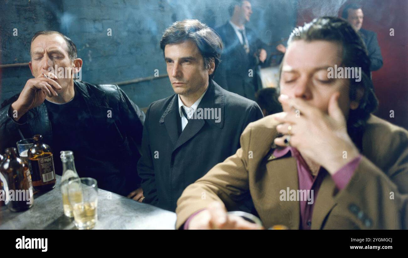 JEAN-PIERRE LEAUD, NICKY TESCO E CHARLES CORK IN I HIRE A CONTRACT KILLER (1990), DIRETTO DA AKI KAURISMAKI. Crediti: Villealfa Filmproductions / album Foto Stock