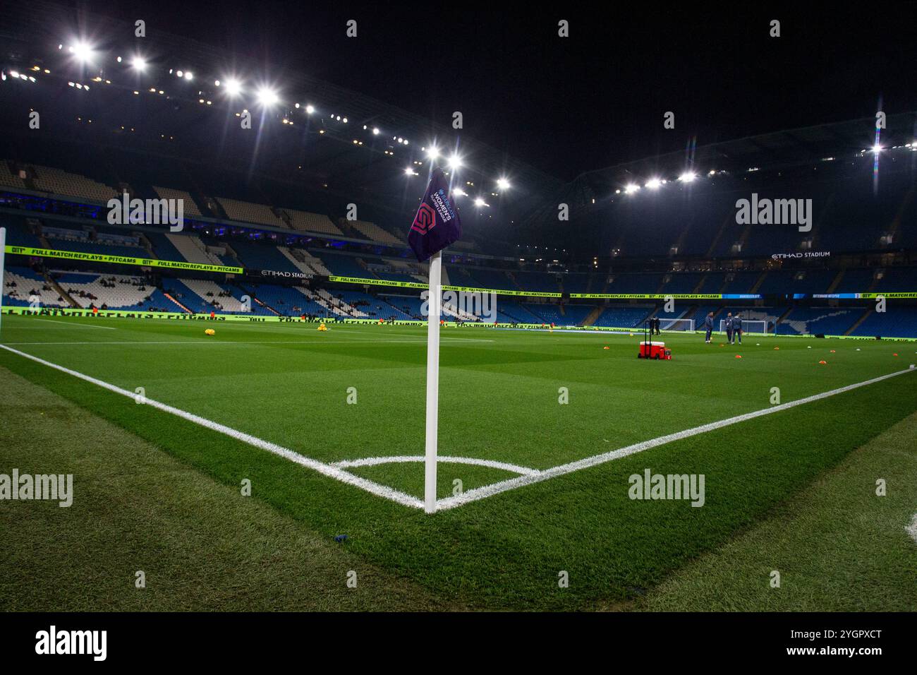 Durante il Barclays fa Women's Super League match tra Manchester City e Tottenham Hotspur all'Etihad Stadium di Manchester, venerdì 8 novembre 2024. (Foto: Mike Morese | mi News) crediti: MI News & Sport /Alamy Live News Foto Stock