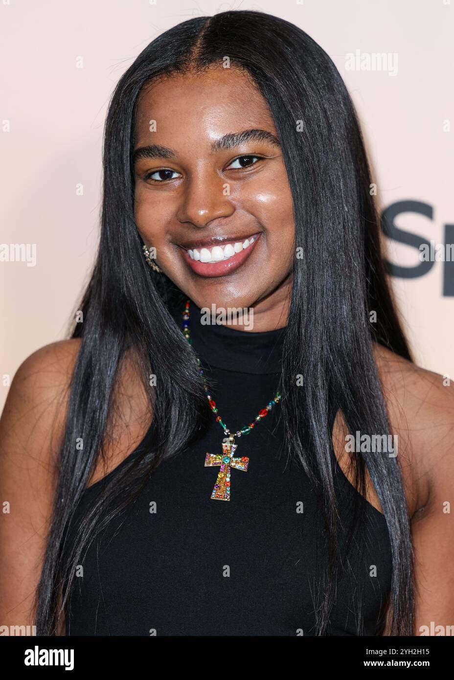 Beverly Hills, Stati Uniti. 8 novembre 2024. BEVERLY HILLS, LOS ANGELES, CALIFORNIA, USA - 08 NOVEMBRE: Rachel WIMS arriva al 3° evento annuale di gala "Give Her FlowHERS" Awards 2024 tenutosi presso il Beverly Hilton Hotel l'8 novembre 2024 a Beverly Hills, Los Angeles, California, Stati Uniti. (Foto di Xavier Collin/Image Press Agency) credito: Image Press Agency/Alamy Live News Foto Stock