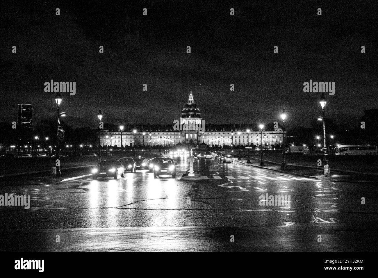 Les Invalides di notte Foto Stock