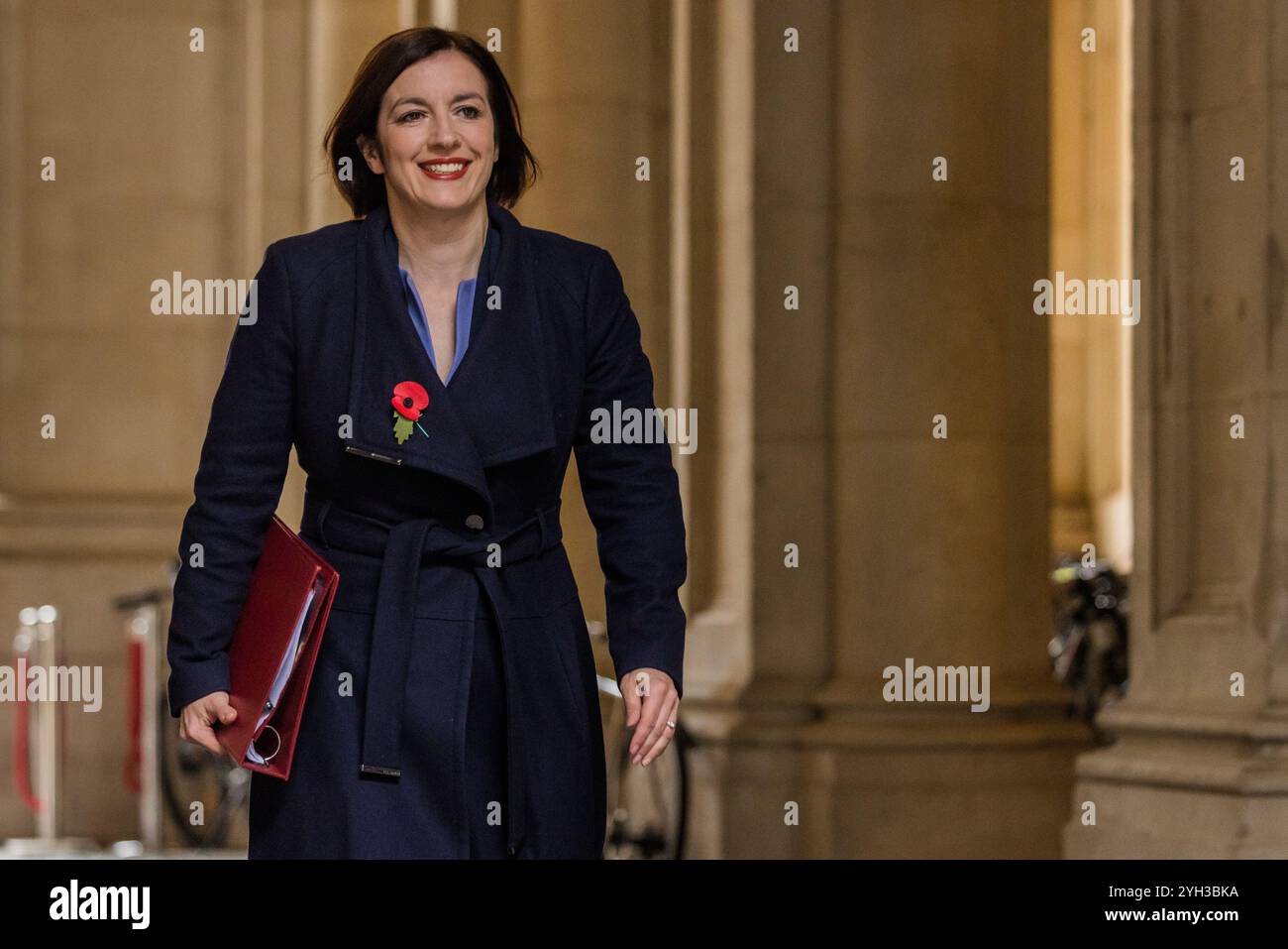 Bridget Phillipson, Segretario di Stato per l'istruzione, partecipa alla riunione del gabinetto pre-budget al 10 di Downing Street. Crediti: Amanda Rose/Alamy Foto Stock
