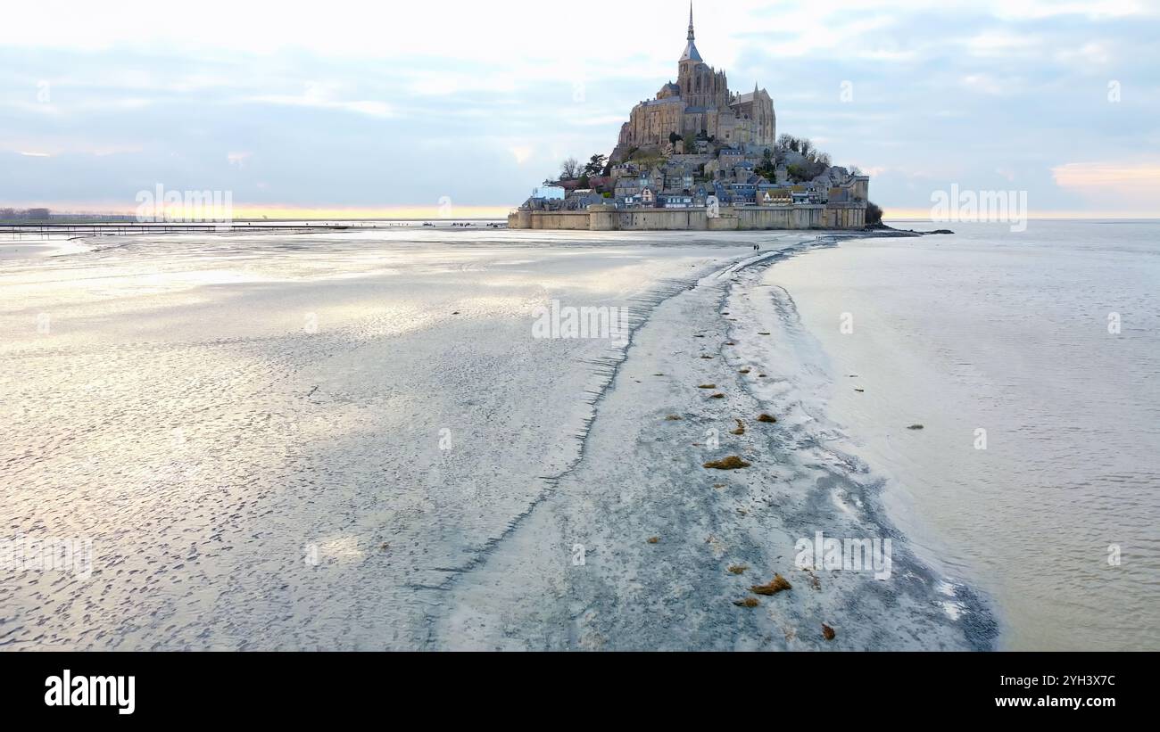 Vedute aeree di Mont Saint Michel, Normandia, Francia Foto Stock