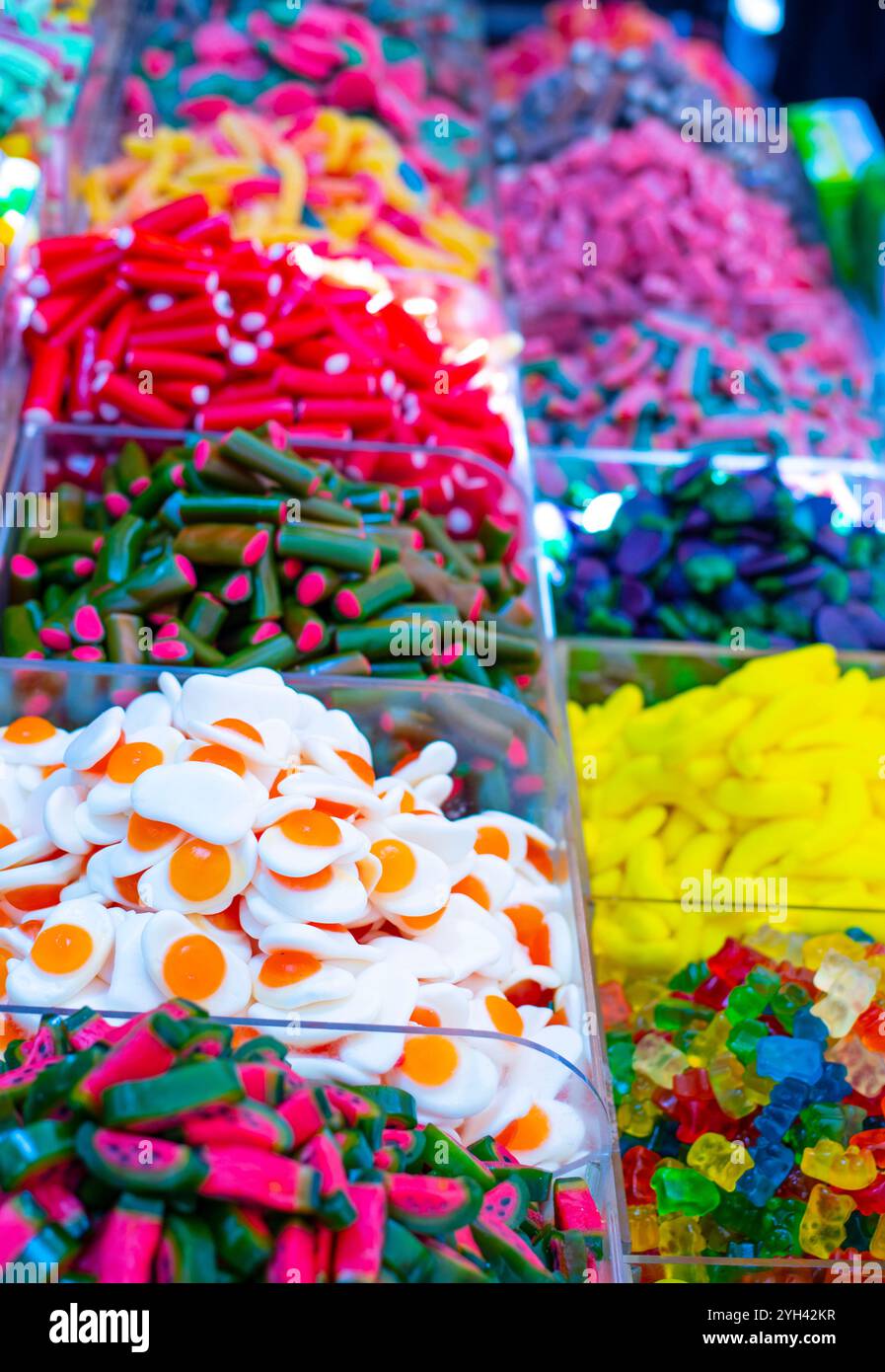 Esposizione di caramelle al mercato Foto Stock