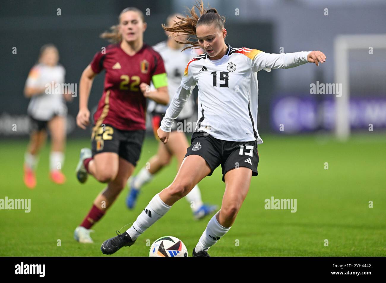 Samira di Lauro (19), Germania, nella foto di una partita di calcio tra le nazionali under 17 di Germania e Belgio nel primo turno della competizione UEFA Women’s Under 17, il terzo turno del girone A2, sabato 9 novembre 2024, a Tubize, Belgio. FOTO SPORTPIX | David Catry Foto Stock