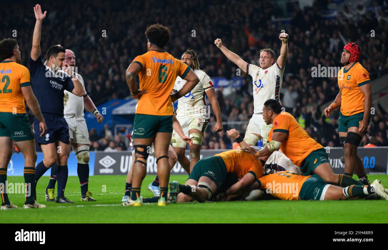 Londra, Regno Unito. 9 novembre 2024. Inghilterra contro Australia - serie delle Nazioni autunnali - Twickenham. L'Inghilterra festeggia Maro Itoje con un tentativo in ritardo. Crediti immagine: Mark Pain / Alamy Live News Foto Stock