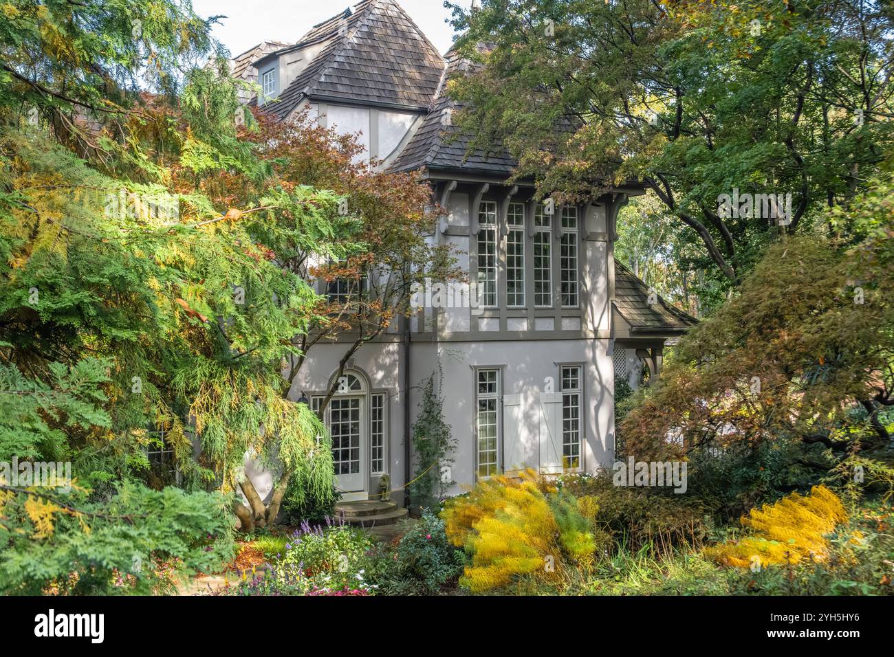 Residenza in stile europeo presso i Gibbs Gardens di livello mondiale a Ball Ground, Georgia. (USA) Foto Stock
