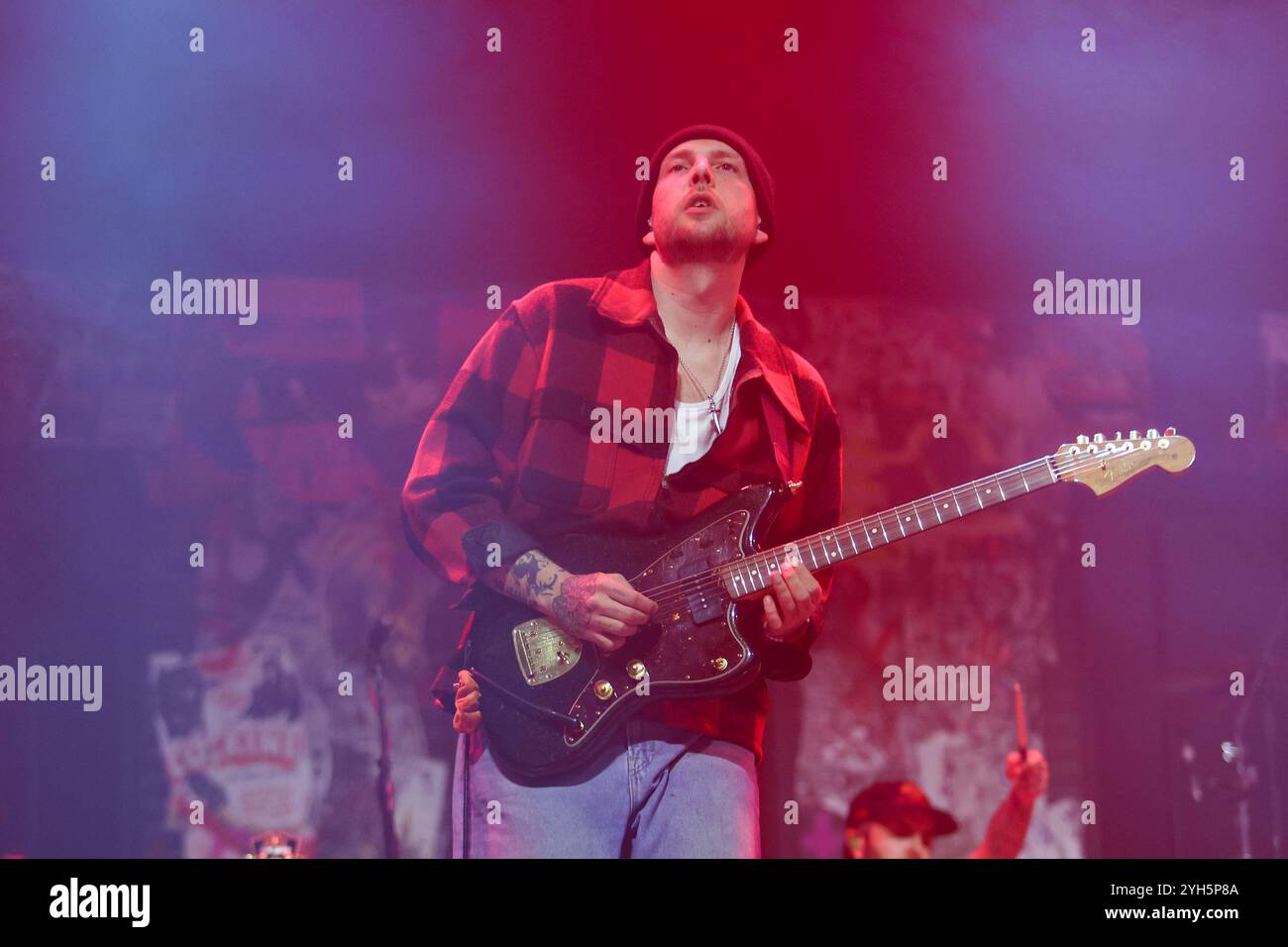 Londra, Regno Unito. Sabato 9 novembre 2024. Daniel Dorney della band Indie rock inglese The Hunna si esibisce all'OVO Arena di Wembley. Crediti: Katie Collins/EMPICS/Alamy Live News Foto Stock