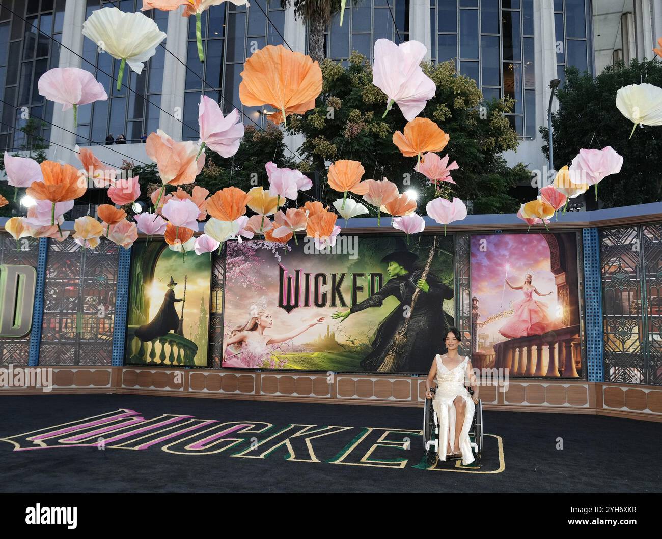 Los Angeles, Stati Uniti. 9 novembre 2024. Marissa Bode arriva alla WICKED Los Angeles Premiere della Universal Pictures, tenutasi sabato al Dorothy Chandler Pavilion di Los Angeles, CA. 9 novembre 2024. (Foto di Sthanlee B. Mirador/Sipa USA) credito: SIPA USA/Alamy Live News Foto Stock