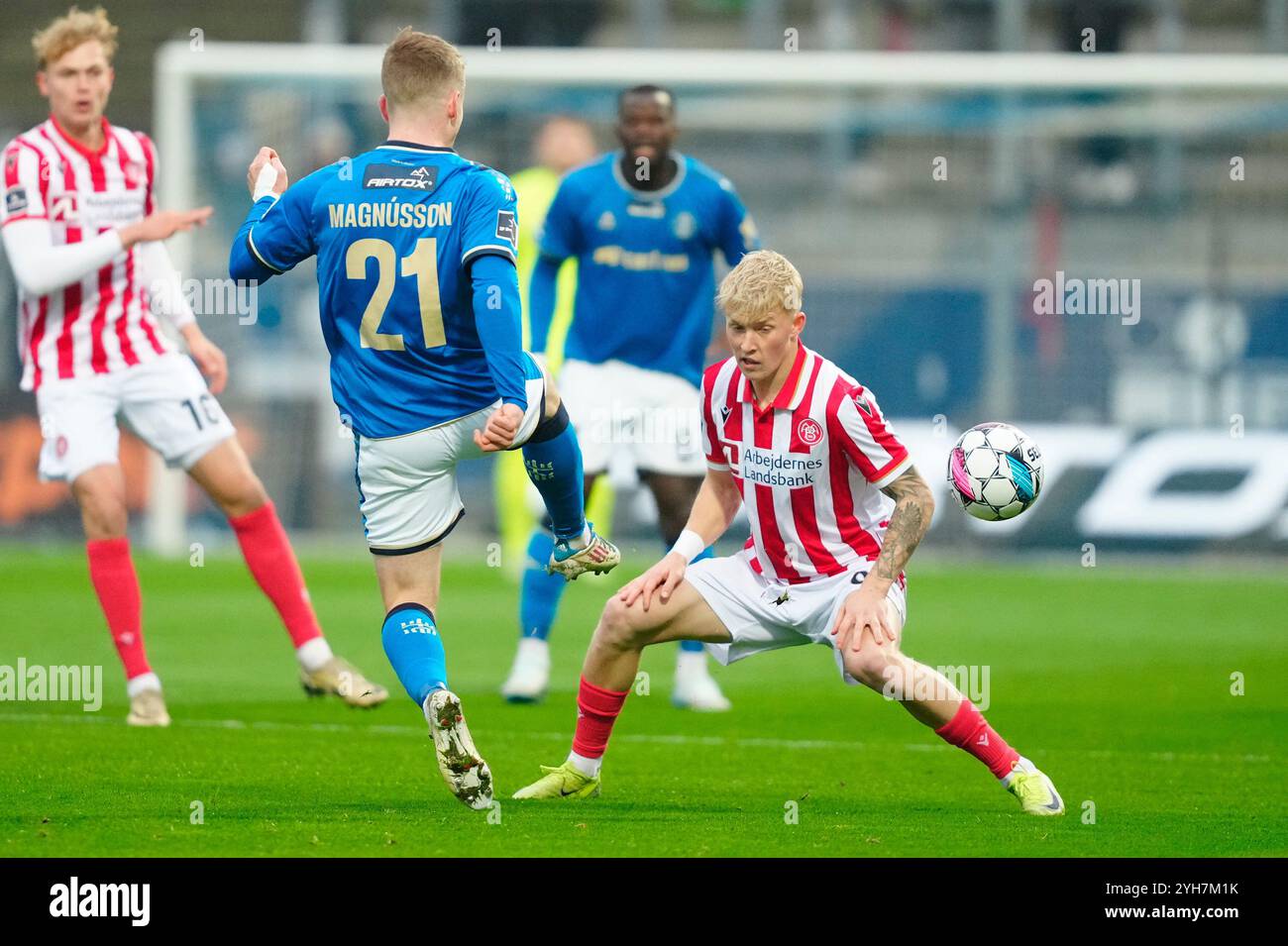 Lyngby, Danimarca. 10 novembre 2024. 3F Superliga-kampen mellem Lyngby Boldklub og AAB paa Lyngby Stadion, soendag den 10. novembre 2024. Crediti: Ritzau/Alamy Live News Foto Stock