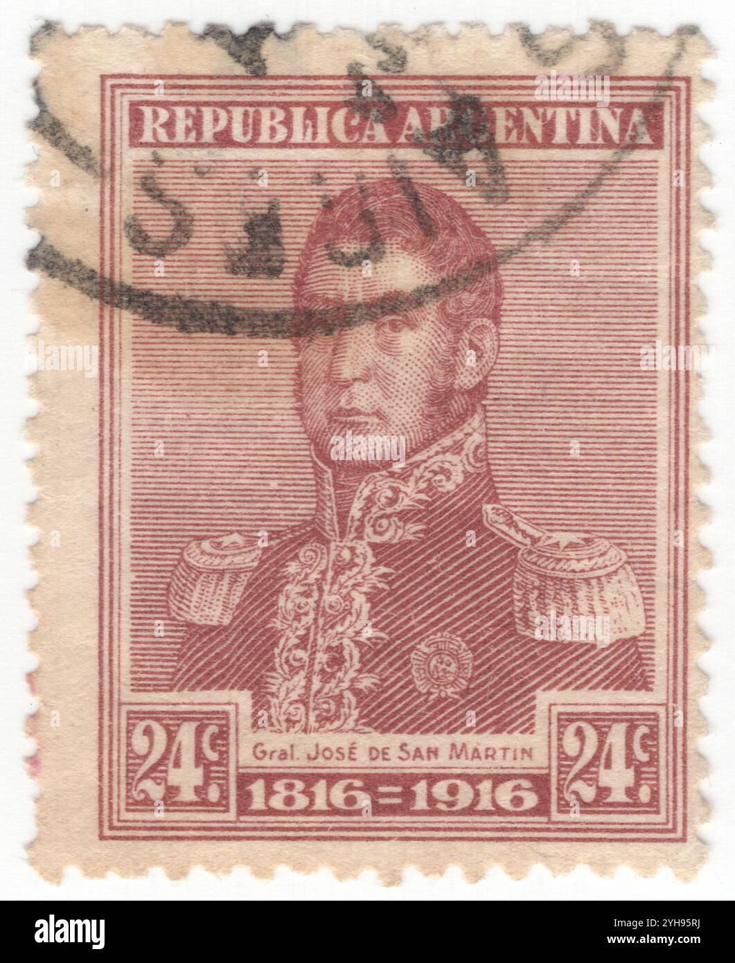 ARGENTINA - 1916 9 luglio: Francobollo rosso-marrone di 24 centavos raffigurante il ritratto di José de San Martín (Jose Francisco de San Martín y Matorras), conosciuto come il Liberatore di Argentina, Cile e Perù. Generale argentino e leader principale delle parti centrali e meridionali della lotta per l'indipendenza dall'Impero spagnolo che servì come protettore del Perù. Centenario della dichiarazione di indipendenza dell'Argentina dalla Spagna, 9 luglio 1816 Foto Stock