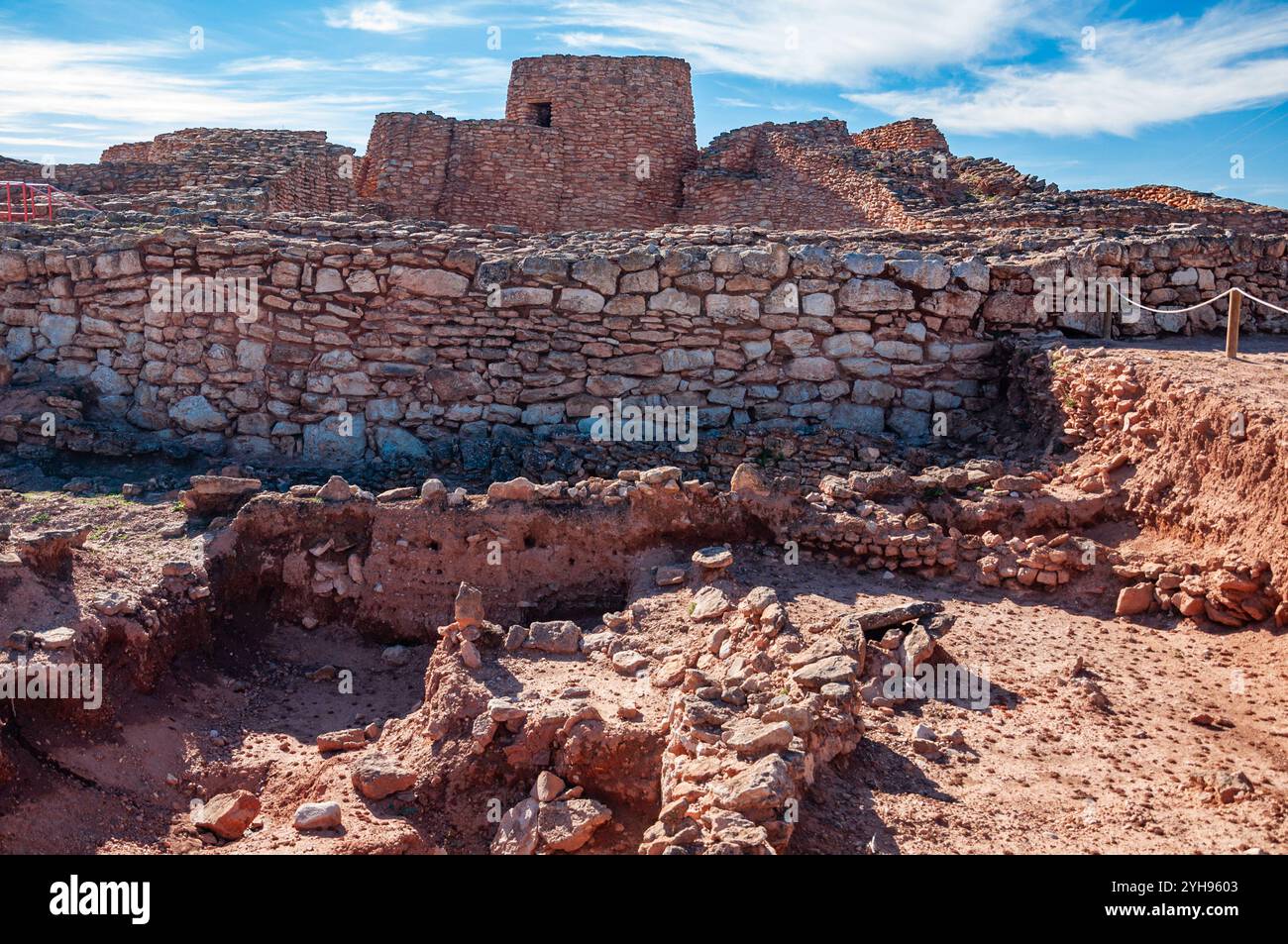 La Motilla del Azuer, Daimiel, una fortificazione preistorica dell'età del bronzo. La ricca storia di questi siti offre una finestra sul nostro lontano passato Foto Stock