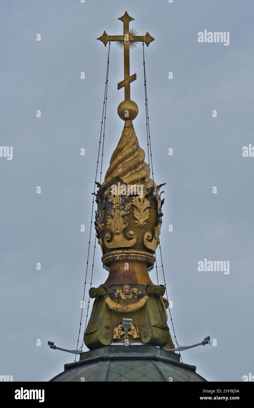 Torre Menshikov, Chiesa dell'Arcangelo Gabriele a Mosca Foto Stock