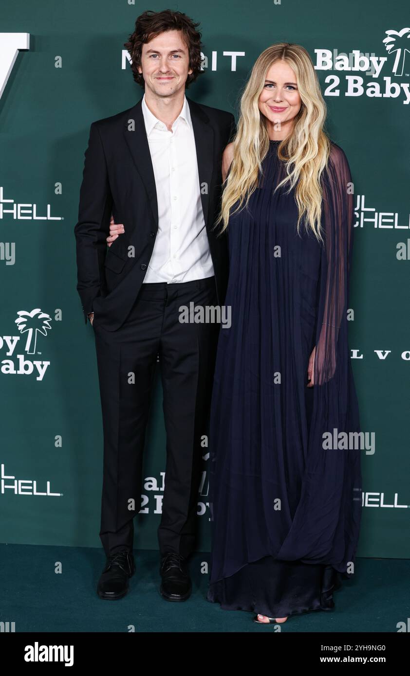 West Hollywood, Stati Uniti. 9 novembre 2024. WEST HOLLYWOOD, LOS ANGELES, CALIFORNIA, USA - 09 NOVEMBRE: Tyson Mason e Justine Lupe arrivano al Baby2Baby Gala 2024 presentato da Paul Mitchell al Pacific Design Center il 9 novembre 2024 a West Hollywood, Los Angeles, California, Stati Uniti. (Foto di Xavier Collin/Image Press Agency) credito: Image Press Agency/Alamy Live News Foto Stock