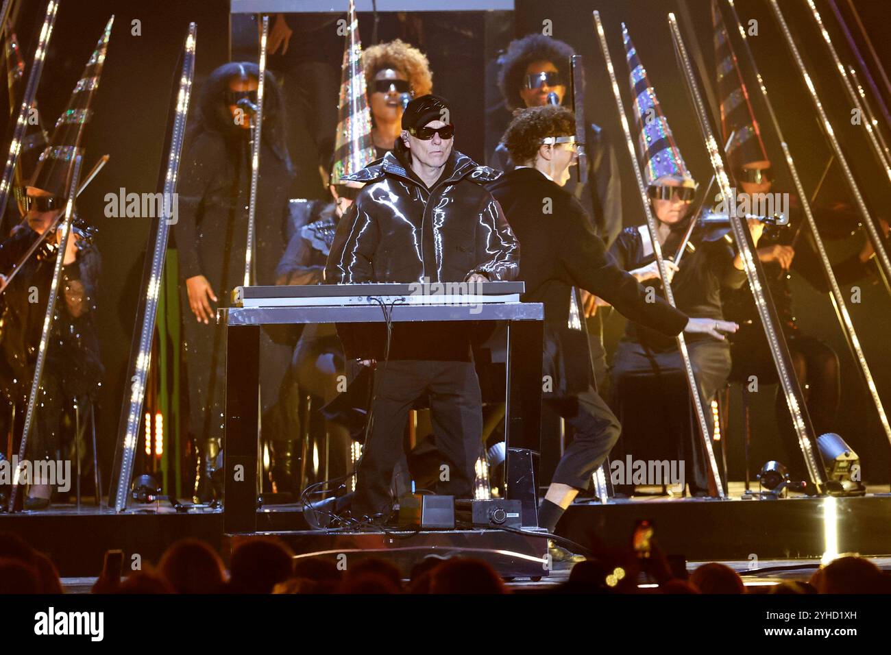 Chris Lowe von den PET Shop Boys bei der Verleihung der MTV European Music Awards 2024 nella der Co-op Live Arena. Manchester, 10.11.2024 *** Chris Lowe dei PET Shop Boys agli MTV European Music Awards 2024 presso la Co op Live Arena Manchester, 10 11 2024 foto:xH.xZwanzigerx/xFuturexImagex mtv 4409 Foto Stock