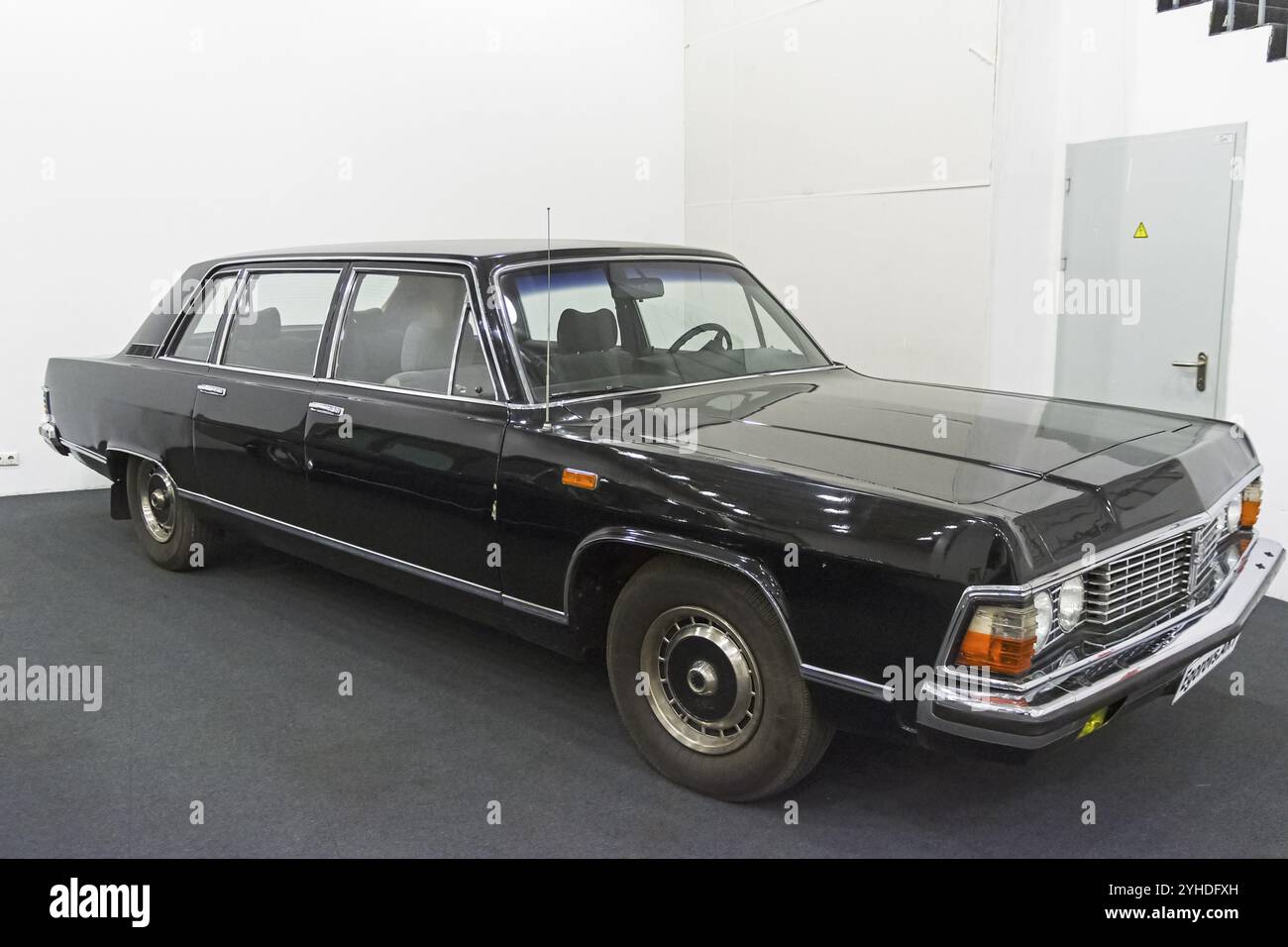 Mosca, Russia, 10 novembre 2018: GAZ-14, Europa Foto Stock