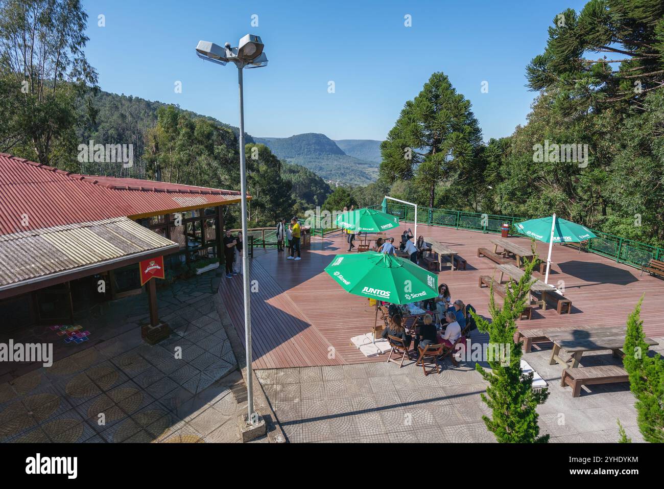 Terrazza del Parco Alpen con vista sui monti Serra Gaúcha - Canela, Rio grande do sul, Brasile Foto Stock
