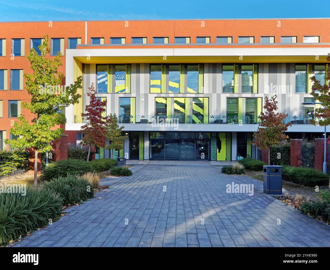 Regno Unito, South Yorkshire, Oasis Academy Don Valley. Foto Stock