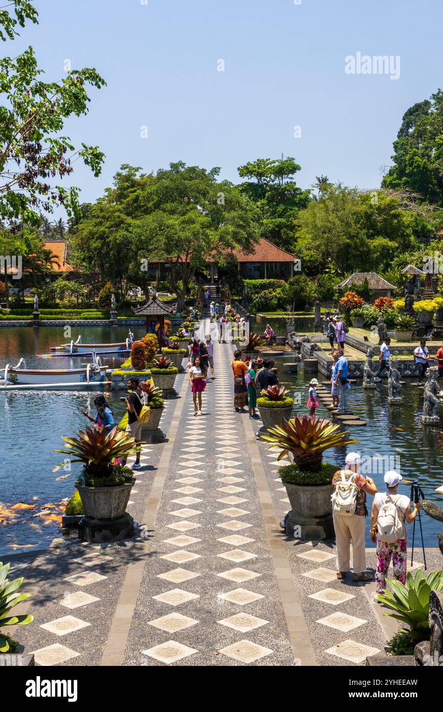 Taman Tirta Gangga Water Palace, Bali, Indonesia, Sud-est asiatico, Asia Foto Stock