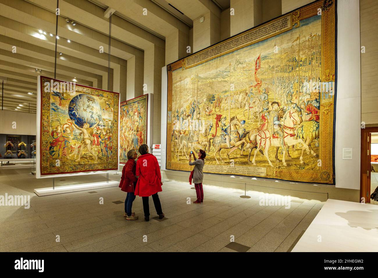 L'arazzo la revista de las tropas en Barcelona, presso la sala degli arazzi della Galleria delle collezioni reali. Foto Stock