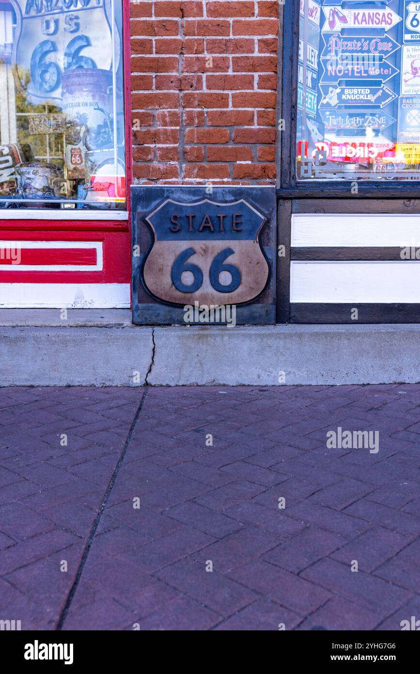 La piccola città dell'Arizona di Williams si trova sulla vecchia Route 66 americana. Foto Stock