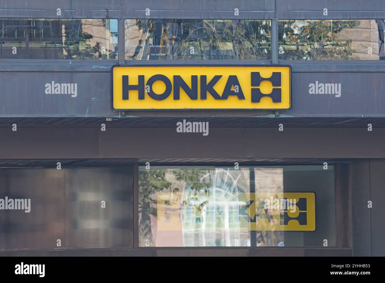 Helsinki, Finlandia – 9 settembre. 2024: Logo Honka. Honka fornisce case di legno. Foto Stock