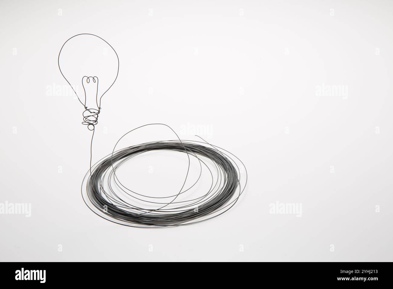 Lampadina in filo metallico Foto Stock