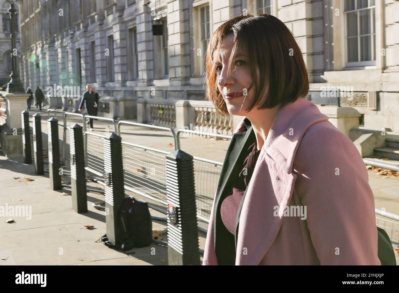 Downing Street, Londra, Regno Unito. 12 novembre 2024. Bridget Phillipson, Segretario per l'istruzione, Ministro delle donne e delle pari, deputato Houghton e Sunderland South. Il primo Ministro è assente e non c'è una riunione formale del gabinetto oggi. Crediti: Imageplotter/Alamy Live News Foto Stock