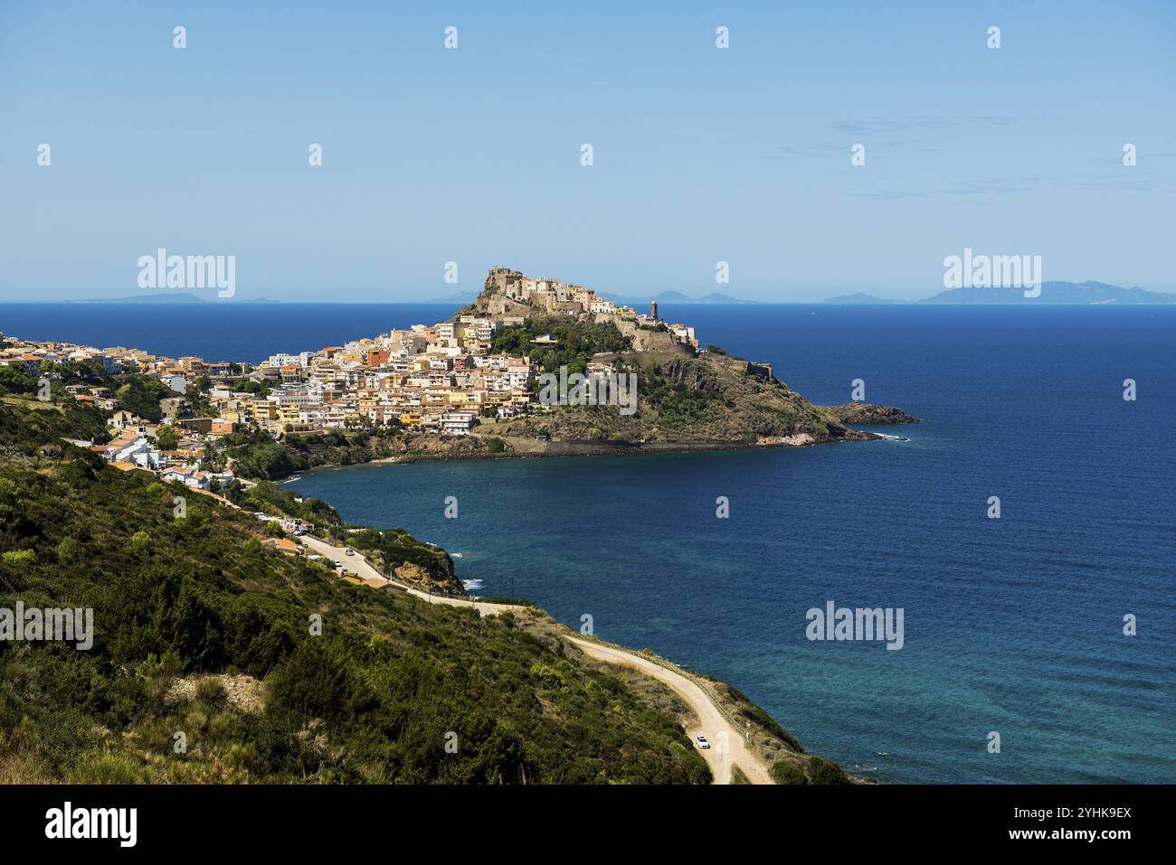 Pittoresca cittadina sul mare, Castelsardo, Sardegna, Italia, Europa Foto Stock