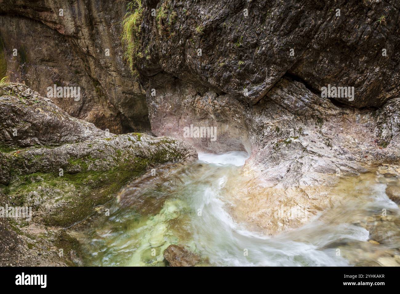 Gola di Almbachklamm in autunno, Berchtesgaden, Berchtesgadener Land, alta Baviera, Baviera, Germania, Europa Foto Stock