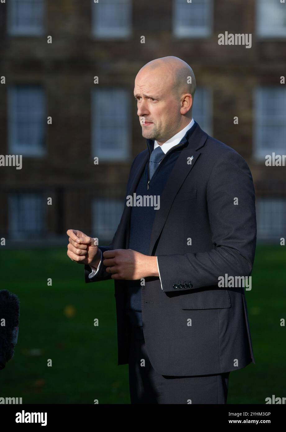 Londra, Regno Unito. 12 novembre 2024. Il leader del Westminster SNP Stephen Flynn è un politico scozzese che ha servito come leader del Partito Nazionale scozzese alla camera dei comuni visto su College Green Westminster Credit: Richard Lincoln/Alamy Live News Foto Stock