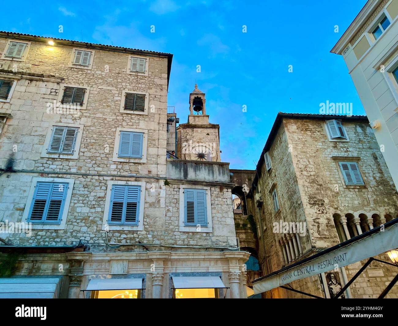 VECCHI EDIFICI DI SPALATO CROAZIA Foto Stock