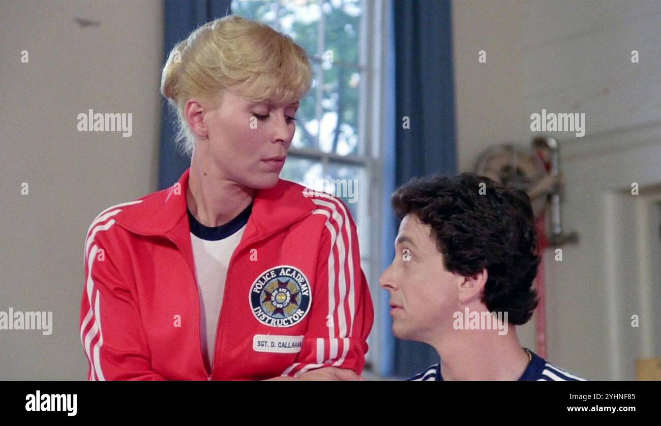 POLICE ACADEMY 1984 Warner Bros. Film con Leslie Easterbrook e Andrew Rubin Foto Stock