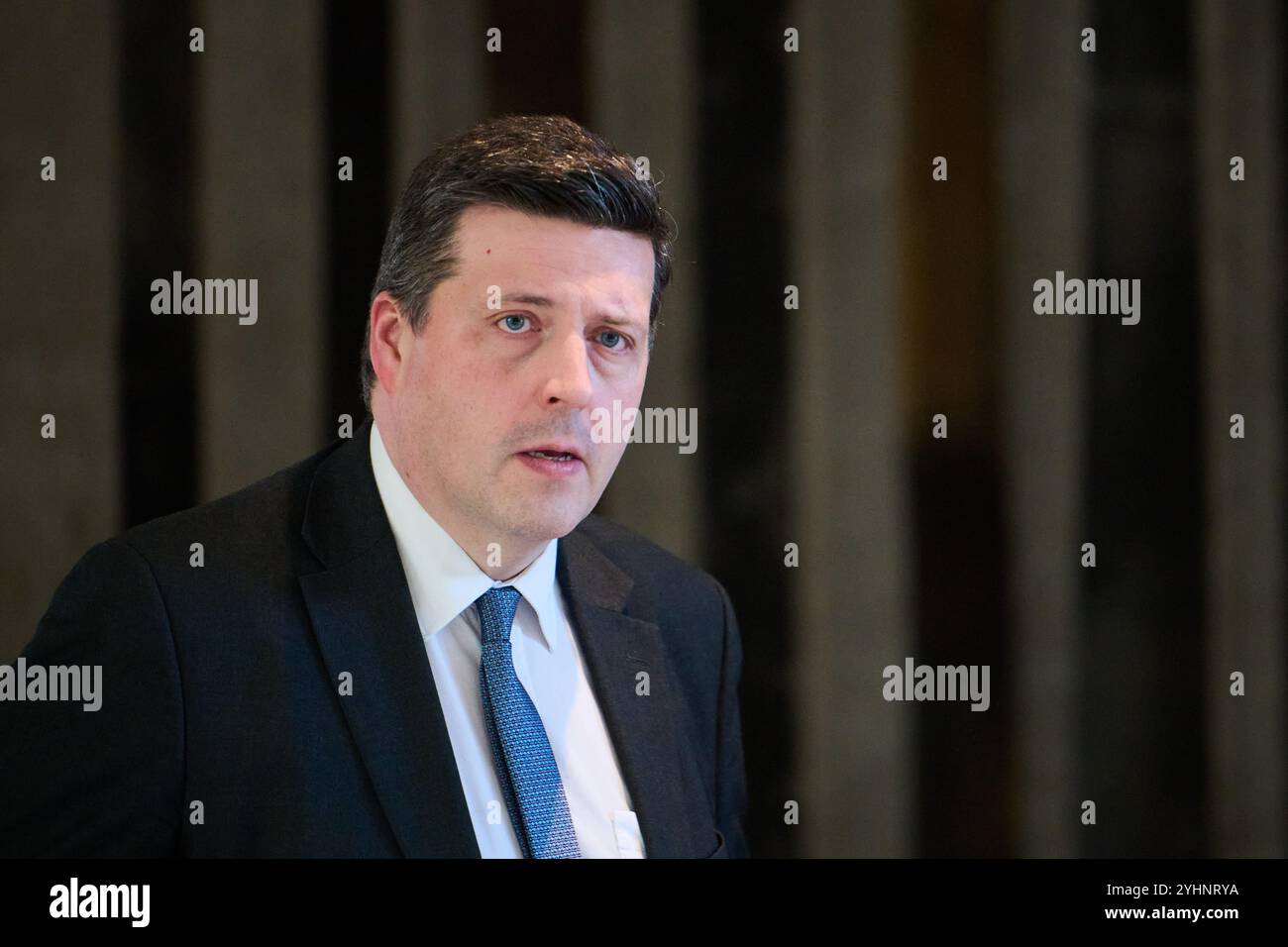 Edimburgo Scozia, Regno Unito 12 novembre 2024. Ministro dell'economia parlamentare Jamie Hepburn MSP al Parlamento scozzese. credito sst/alamy notizie in diretta Foto Stock