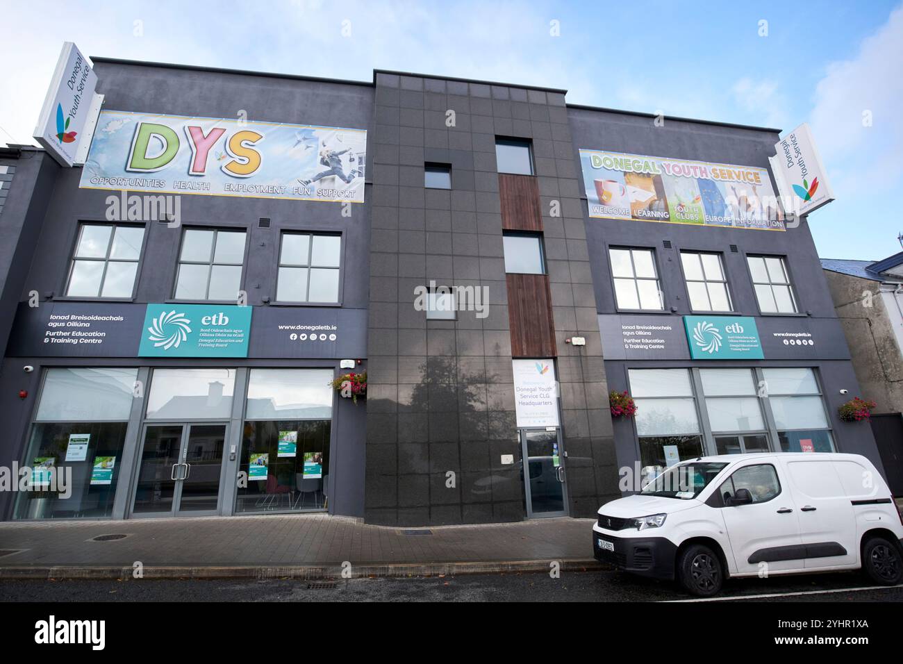 dys donegal youth service clg headquarters e etb education and training board letterkenny, contea di donegal, repubblica d'irlanda Foto Stock