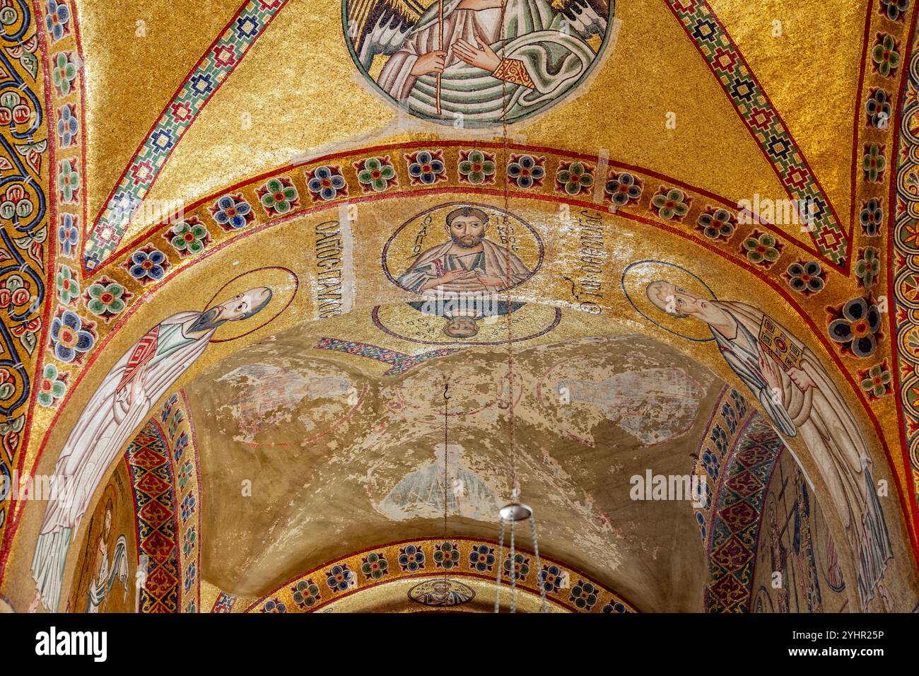 Mosaici, il Monastero di Ossios (o Hosios) Loukas, X secolo d.C. e rimane un importante esempio di architettura e arte bizantina, Foto Stock