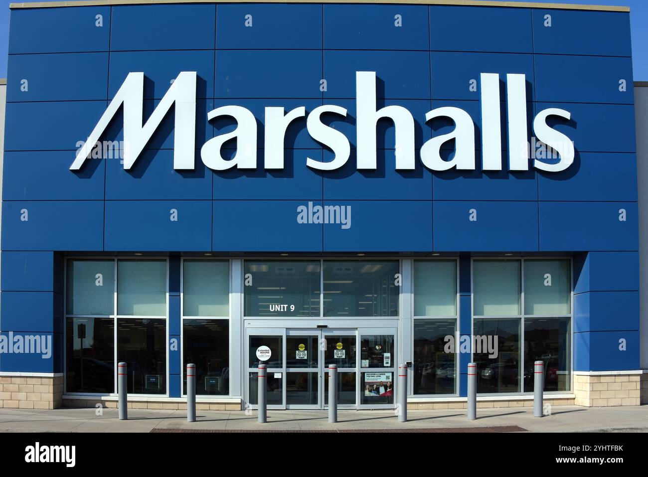 Ottawa, Canada - 22 ottobre 2024: Negozio Marshalls nel sobborgo di Ottawa a Barrhaven. Marshalls è una catena americana di grandi magazzini fuori prezzo, wisconsin Foto Stock