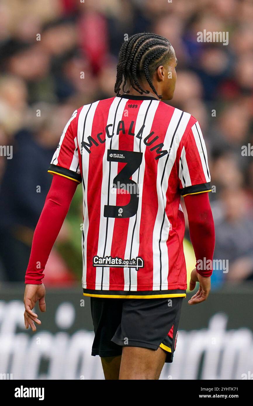 Sheffield, Regno Unito. 10 novembre 2024. Il difensore dello Sheffield United Sam McCallum (3) durante l'incontro tra Sheffield United FC e Sheffield Wednesday FC Sky BET EFL Championship a Bramall Lane, Sheffield, Inghilterra, Regno Unito il 10 novembre 2024 Credit: Every Second Media/Alamy Live News Foto Stock