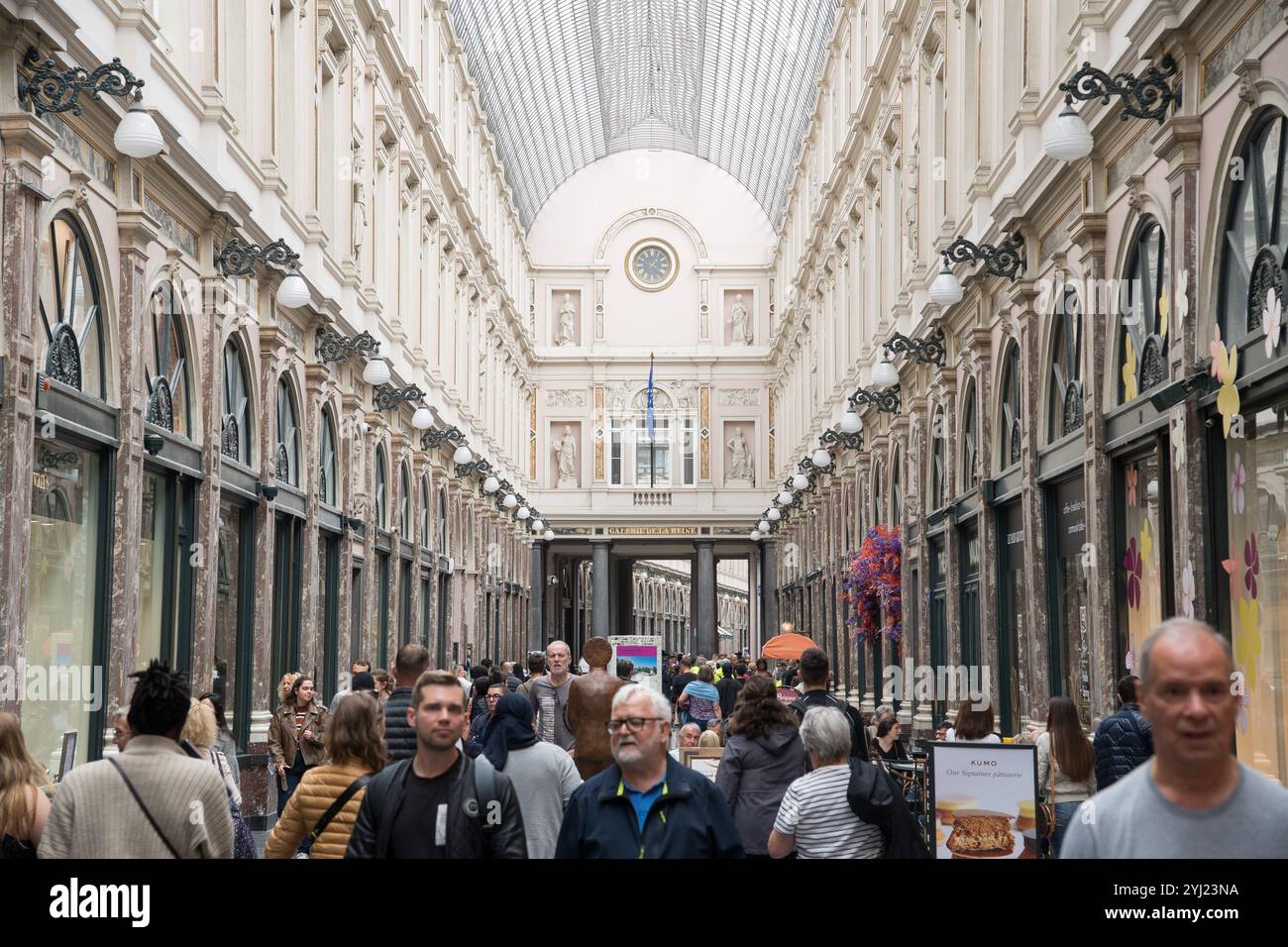 Galerie de la Reine / Koninginnegalerij (Galleria della Regina) nelle Galeries Royales Saint-Hubert / Koninklijke Sint-Hubertusgalerijen (Royal Saint-Hubert GA Foto Stock