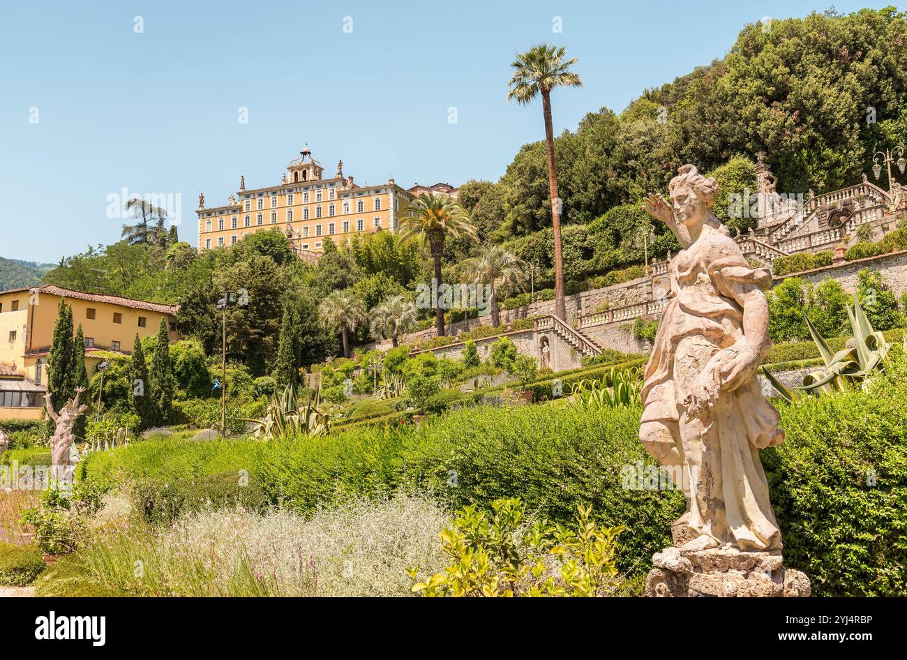 Giardino storico Garzoni a Collodi, nel comune di Pescia, provincia di Pistoia, Toscana, Italia. Foto Stock