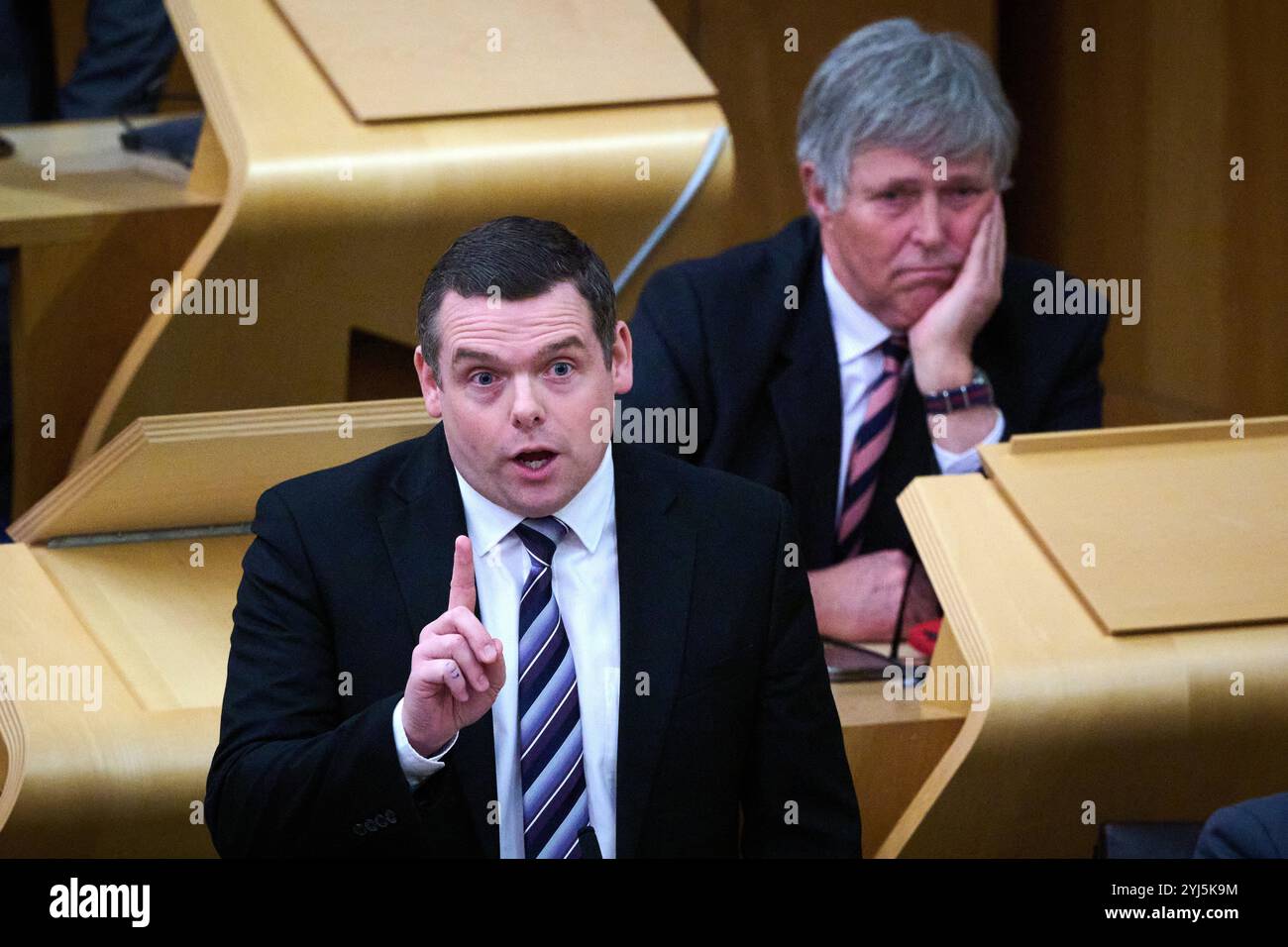 Edimburgo Scozia, Regno Unito 13 novembre 2024. Douglas Ross MSP al Parlamento scozzese per il dibattito del Partito Conservatore e Unionista scozzese sull'inversione del credito d'imposta per la famiglia sst/alamy live news Foto Stock