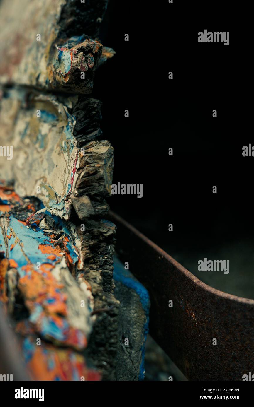 madera pintura descascarada Foto Stock