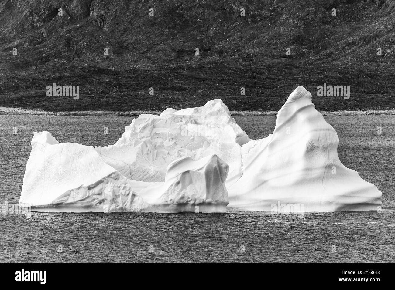 Iceberg, Qaqortog, municipalità di Kujalleq, Groenlandia, Regno di Danimarca Foto Stock