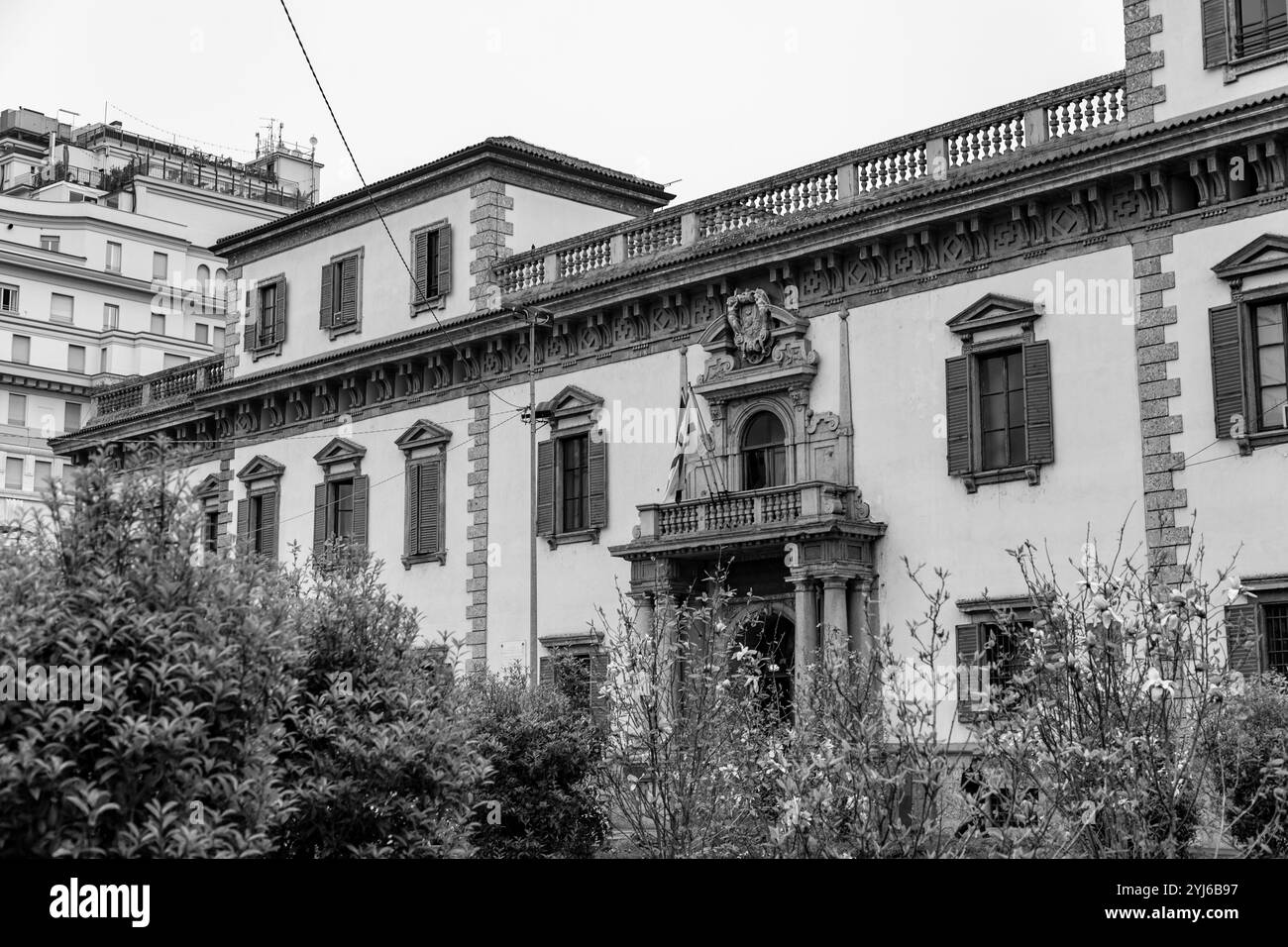 Il Palazzo del Capitano di giustizia è un edificio storico situato tra Piazza Fontana e Piazza Beccaria, che ospita il comando centrale del locale Foto Stock