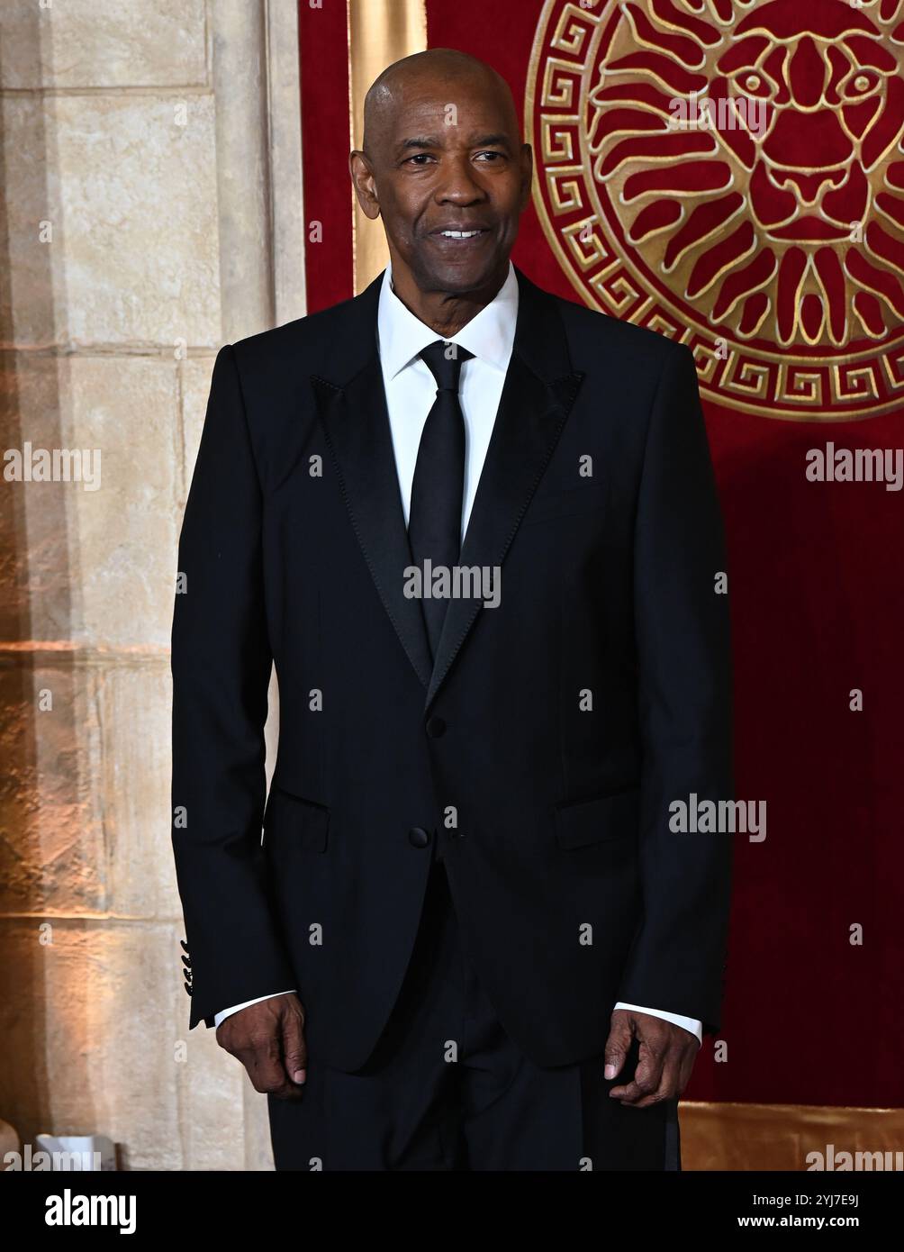 LONDRA, REGNO UNITO. 11 novembre 2024. Denzel Washington partecipa a "Gladiator II" The Royal Film Performance e Global Premiere all'ODEON Luxe, Leicester Square a Londra, Regno Unito. (Foto di 李世惠/SEE li/Picture Capital) credito: Vedi li/Picture Capital/Alamy Live News Foto Stock